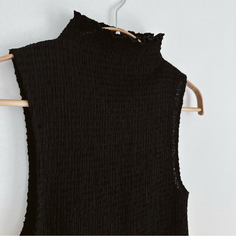 Aritzia Wilfred Verona Textured Longline Top Black - Size Medium - Picture 5 of 10
